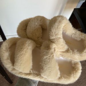 Fashion Nova All fur you slides